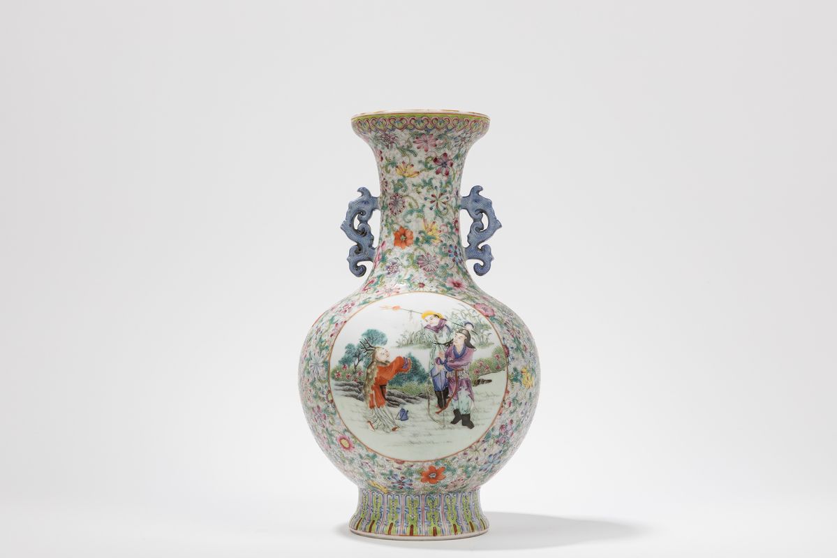 Vaso in porcellana, Famiglia Rosa, Mille Fiori, Repubblica di Cina (1912-1949)