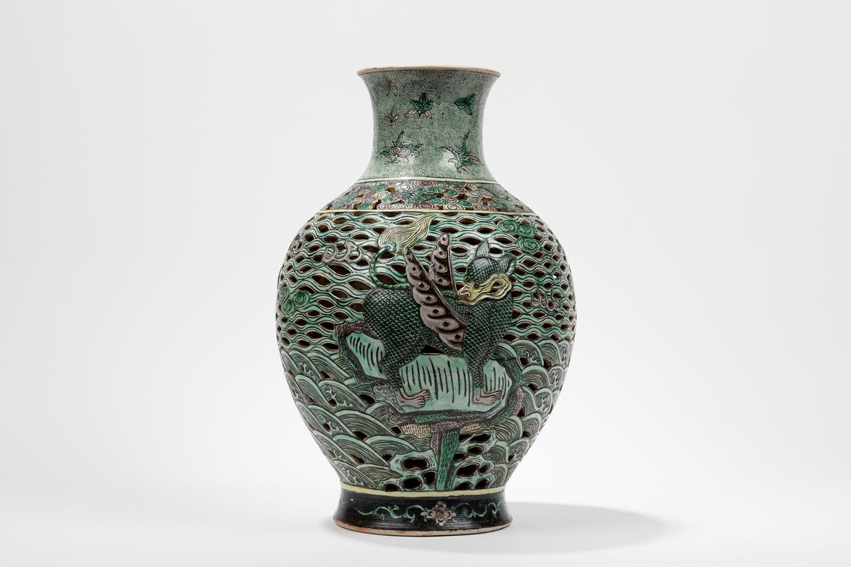 Vaso in porcellana Famiglia Verde, Cina, dinastia Qing, fine XIX secolo