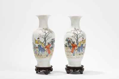 Cina, Repubblica di Cina (1912-1949), Coppia di vasi in porcellana Famiglia Rosa