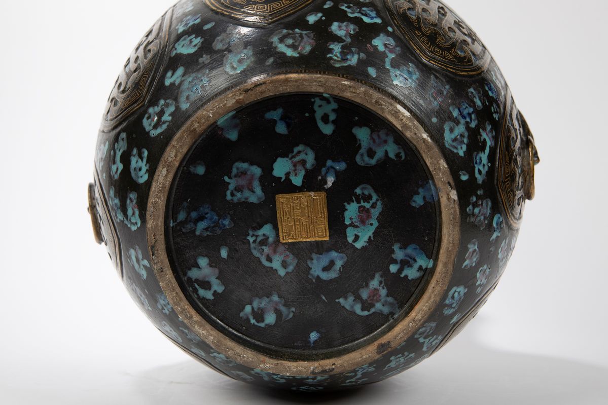 Vaso in porcellana cinese, inizio XX secolo