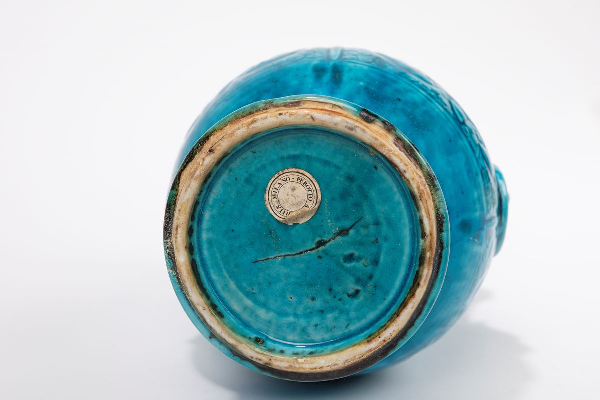 Vaso in porcellana turchese, Cina, periodo Kangxi (1661-1722)