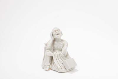 Figura in porcellana bianca cinese, Arhat (Luohan), XVIII/XIX secolo