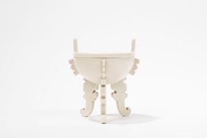 A PORCELAIN DEHUA TRIPOD CENSER