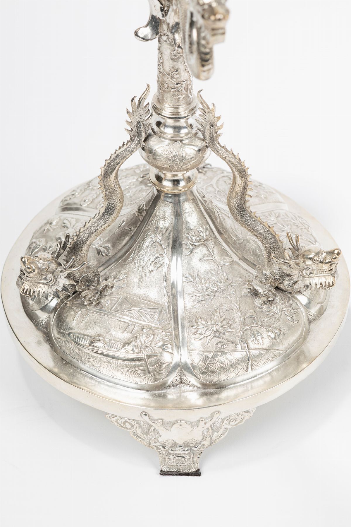 Buddha Shakyamuni, scultura in bronzo dorato, Tibet, XVIII secolo