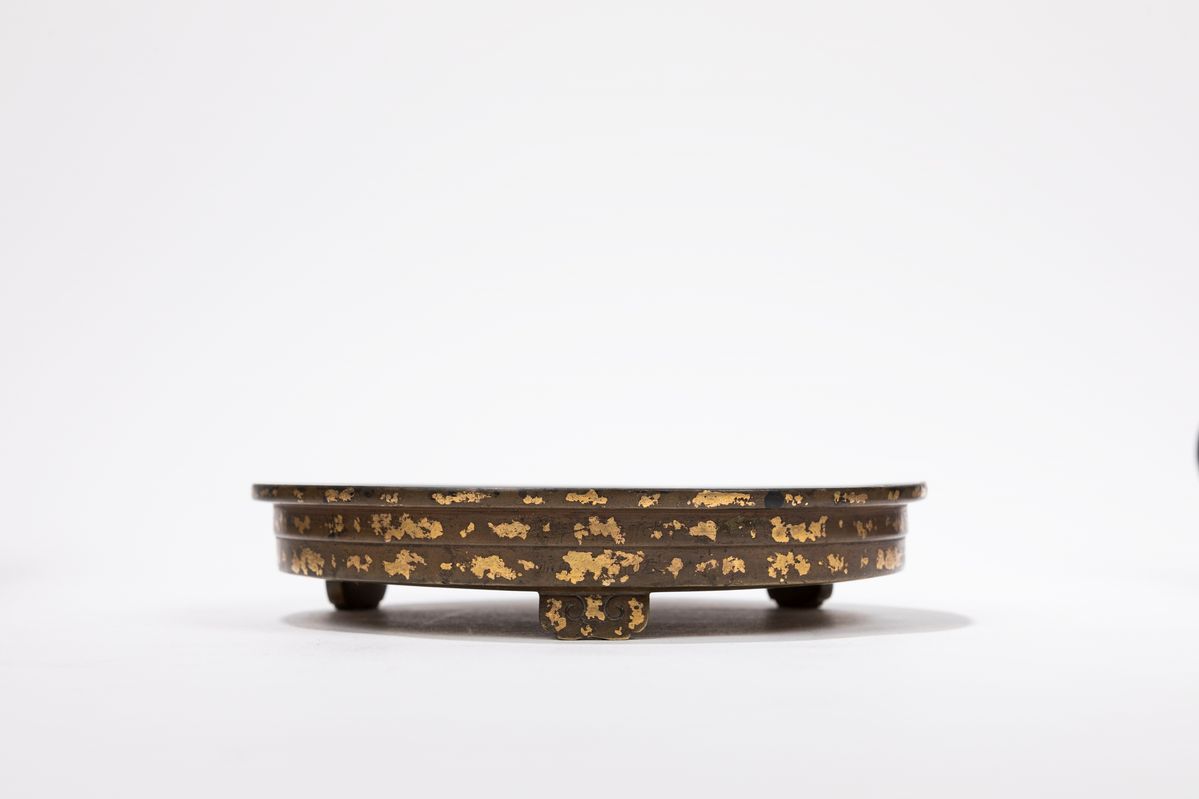 Brucia incenso in bronzo con decorazioni in oro, Cina, XVII / XVIII secolo