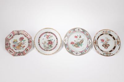 Cina, Dinastia Qing, Quattro piatti in porcellana Famiglia Rosa