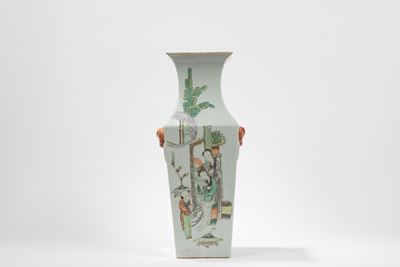 Vaso in porcellana Qianjiang, Cina, Repubblica di Cina (1912-1949), h cm 41