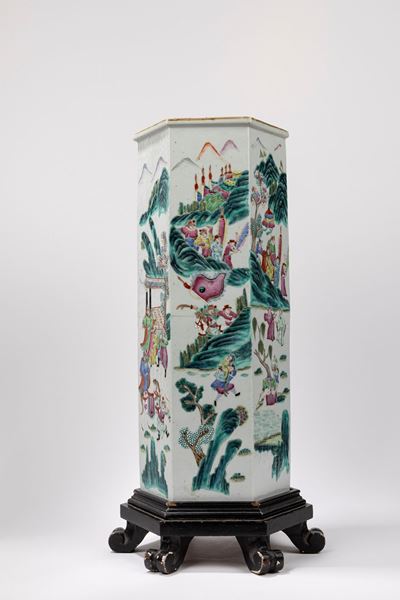 Vaso in porcellana Famiglia Rosa, Cina, dinastia Qing, fine XIX secolo