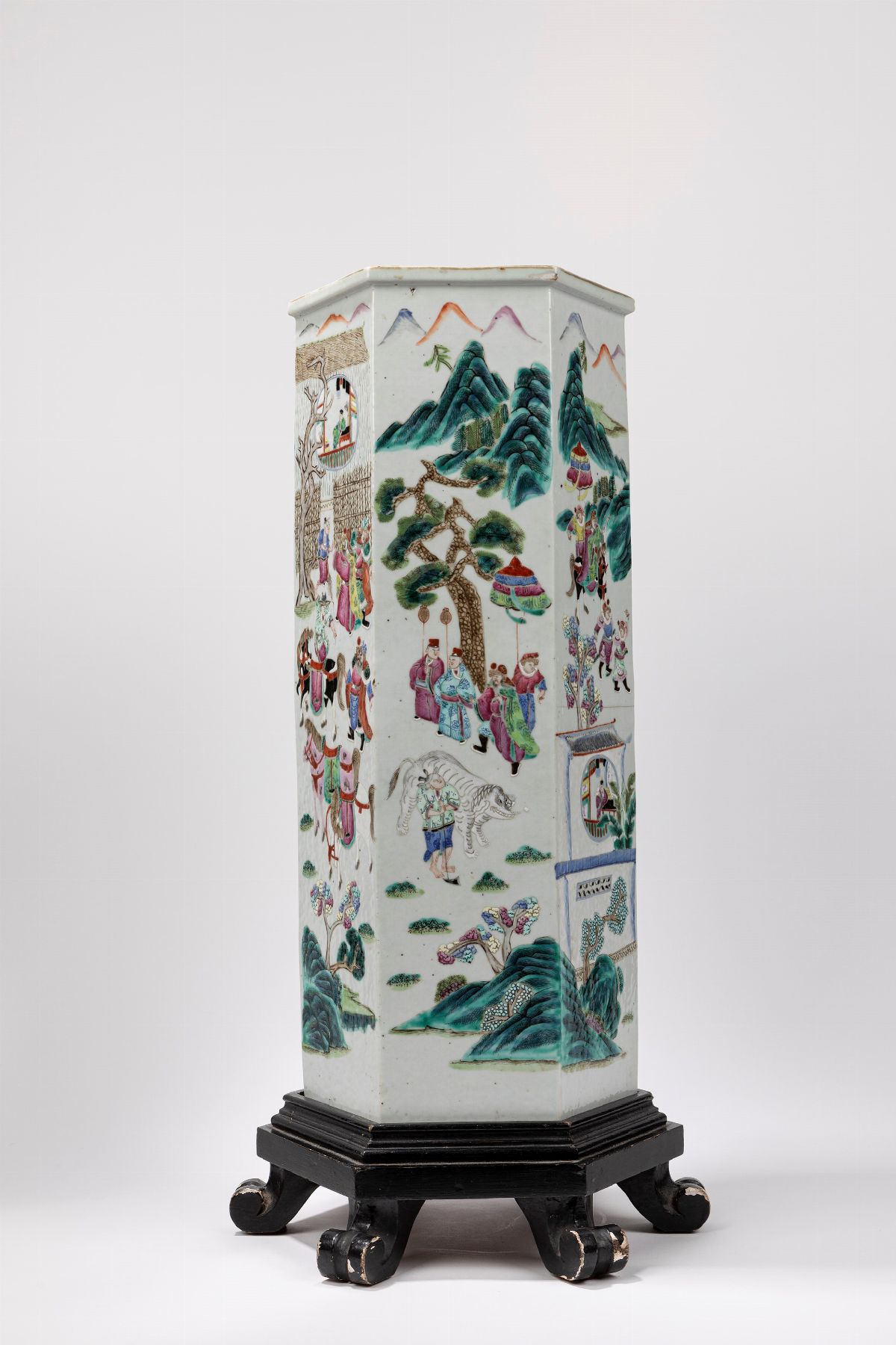 Vaso in porcellana Famiglia Rosa, Cina, dinastia Qing, fine XIX secolo