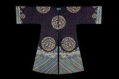 Vestito in seta kesi, Cina, dinastia Qing, XIX secolo
