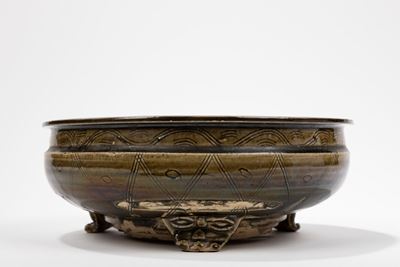 Incensiere tripode in porcellana celadon, Cina, dinastia Ming (1368-1644)