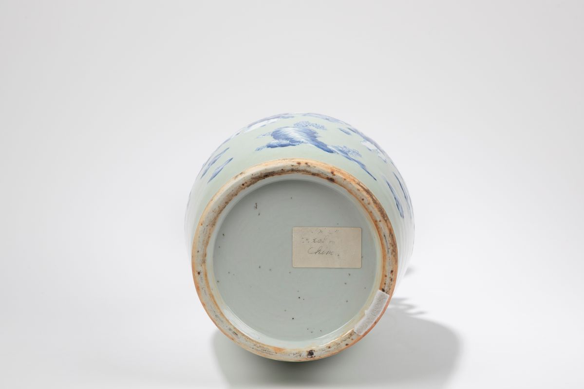 Vaso in porcellana Celadon, Cina, dinastia Qing, fine XIX secolo