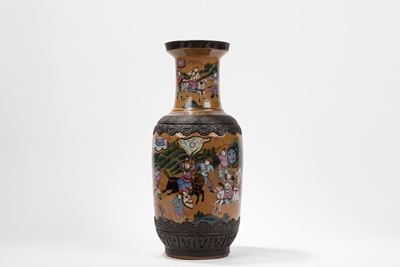 Vaso in porcellana Nanchino, Cina, dinastia Qing, XIX secolo