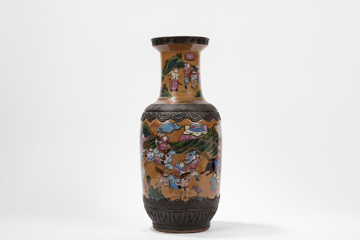 Vaso in porcellana Nanchino, Cina, dinastia Qing, XIX secolo