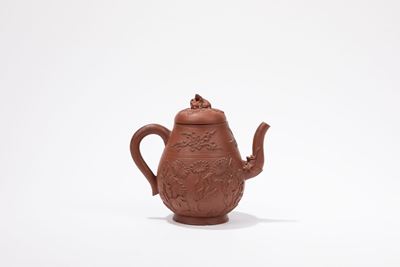 Teiera in Yixing, Cina, dinastia Qing (1644-1911), h 13 cm