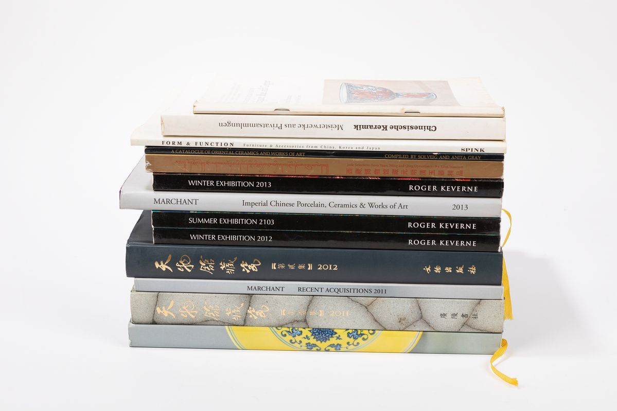 Tredici cataloghi di arte, diverse pubblicazioni