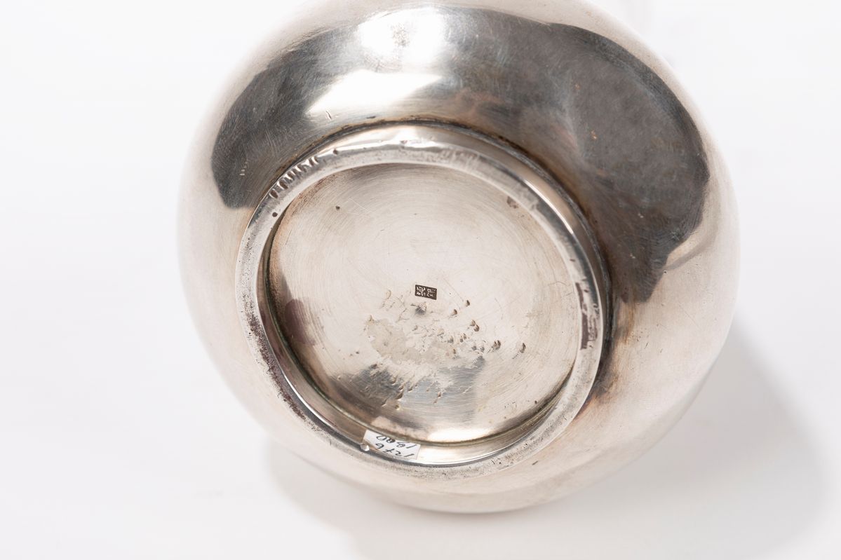 Giappone, Vaso in argento, periodo Meiji