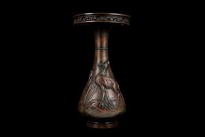 VASO IN BRONZO PATINATO