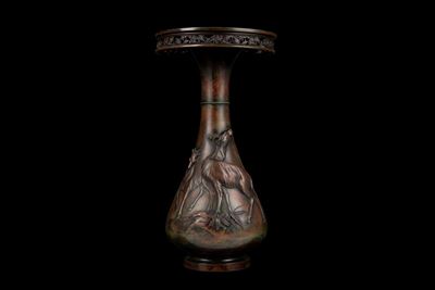 Vaso in bronzo patinato, Giappone, periodo Meiji
