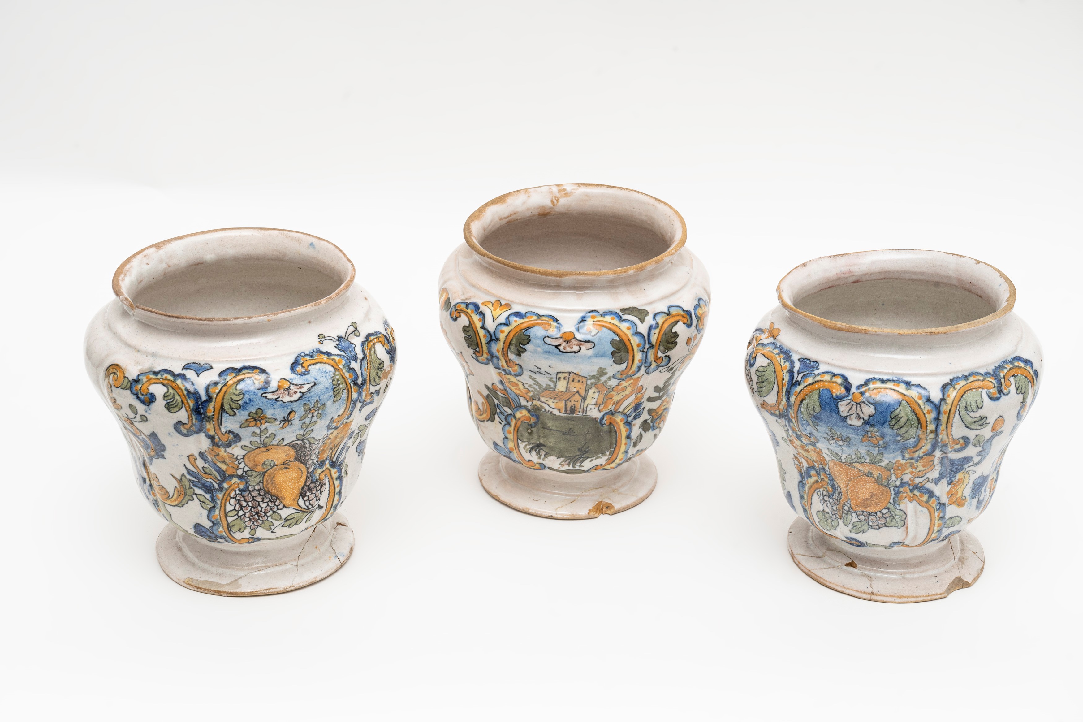 Lotto Composto da Tre Vasi in Maiolica Policroma, Probabilmente Cerreto, Secolo XVIII