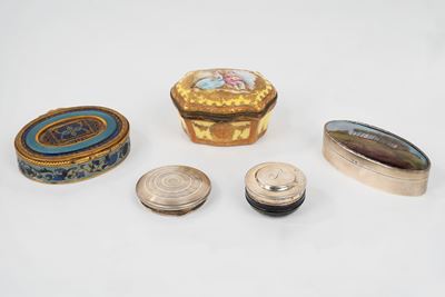 Lotto Composto da Tre Scatole e un Portacipria, Secoli XIX-XX