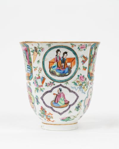 Porta Vaso in Porcellana Famiglia Rosa, Cina, Dinastia Qing
