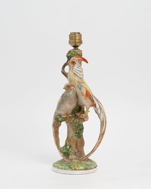 Lampada in ceramica policroma raffigurante pappagalli, secolo XX