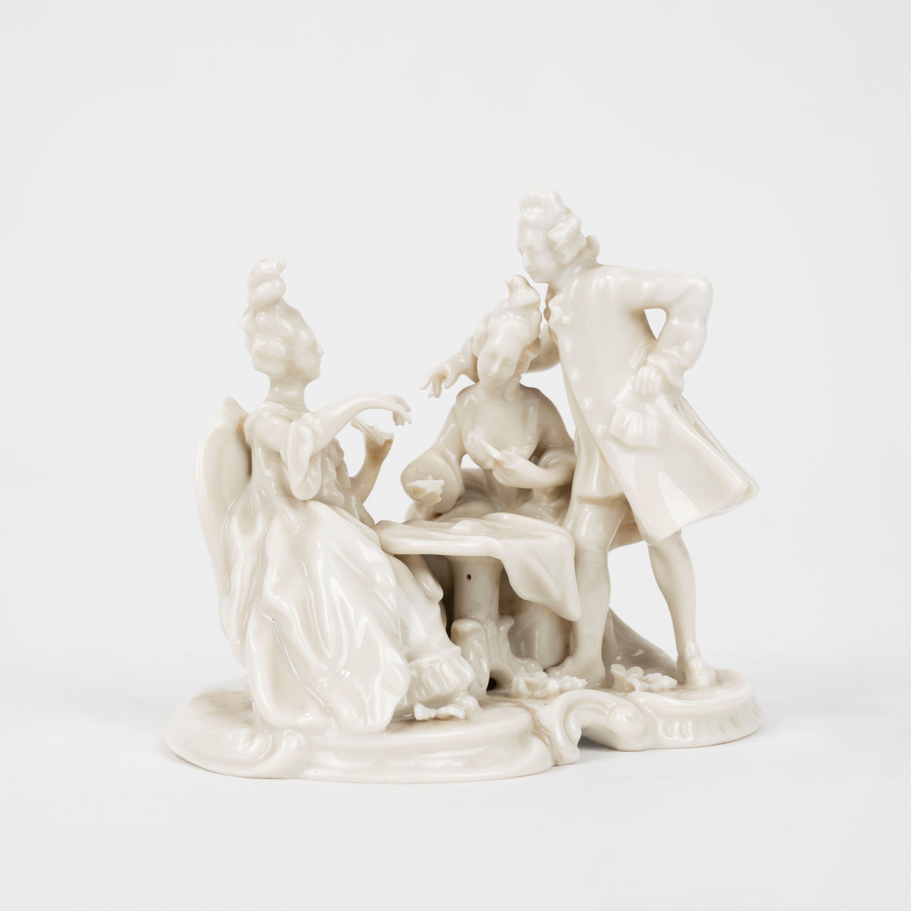 Lotto Composto da Sei Sculture in Porcellana Bianca Raffiguranti Scene Galanti, Napoli, Secolo XX