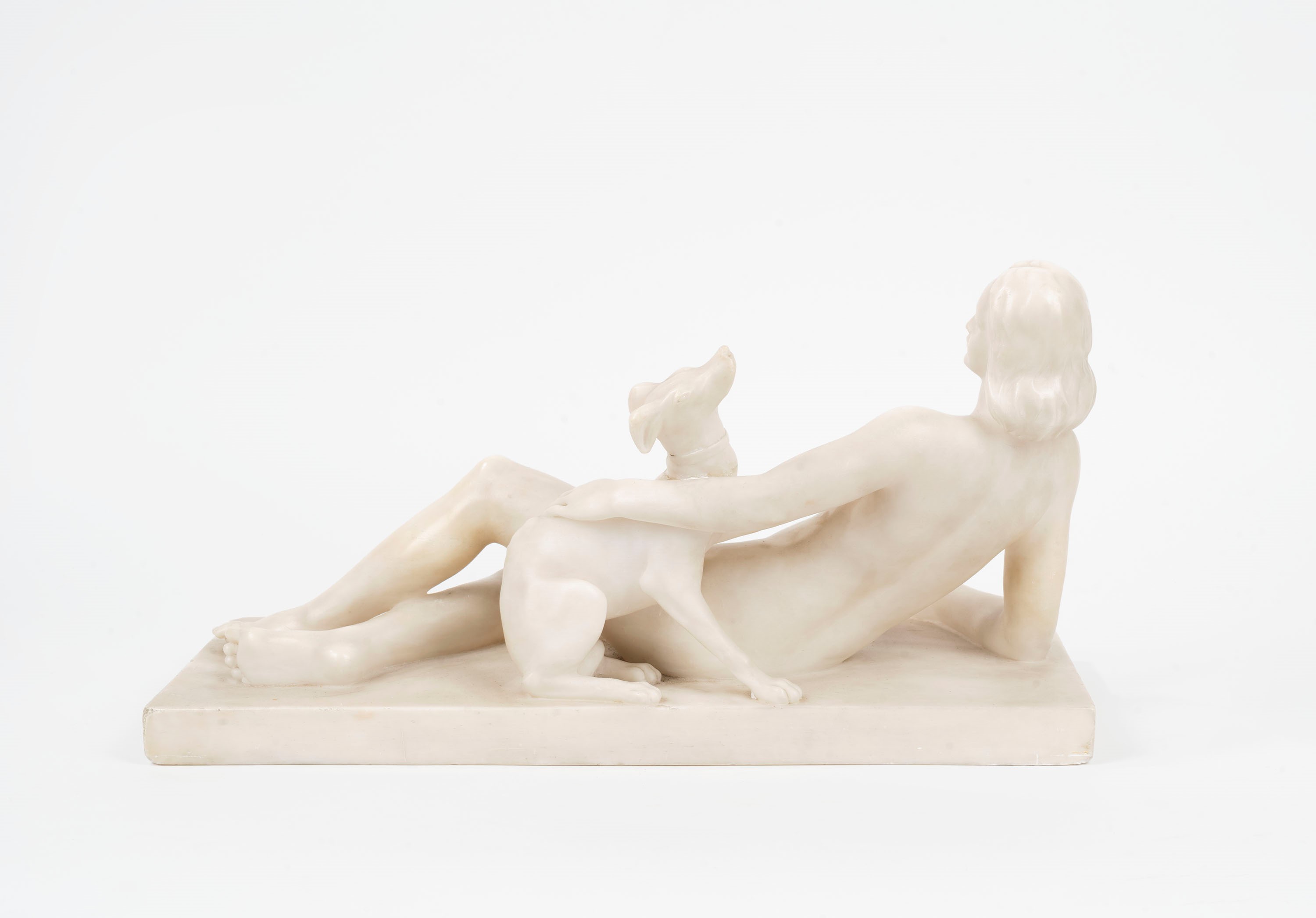 Scultura in Alabastro Raffigurante Nudo Femminile Disteso con Cane, Circa 1920