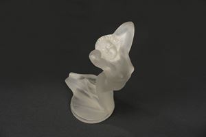 Lalique Renè - Female nude in satin crystal