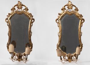 Coppia di specchiere in legno intagliato e dorato, secolo XX