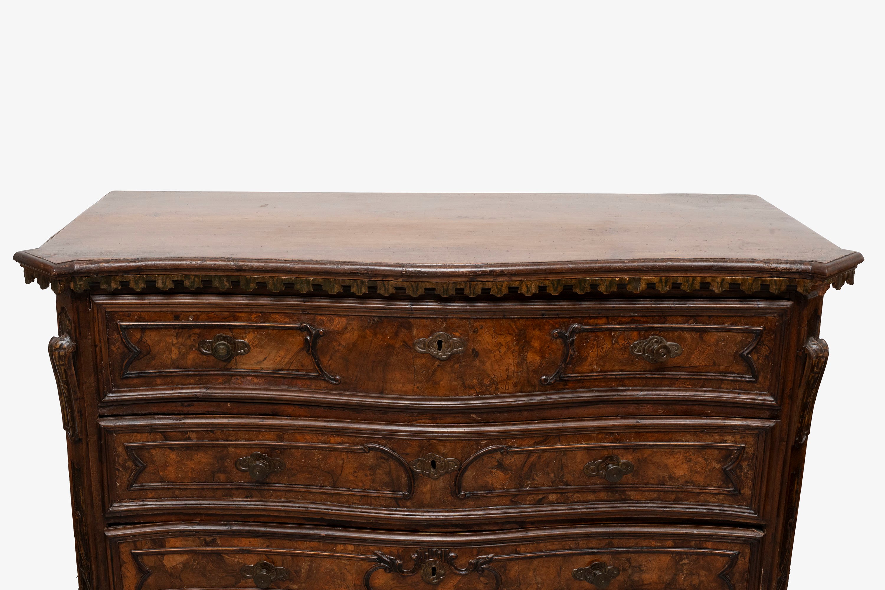 Commode in Legno a Quattro Cassetti con Merlatura Sotto il Piano, Lombardia, Secolo XVIII