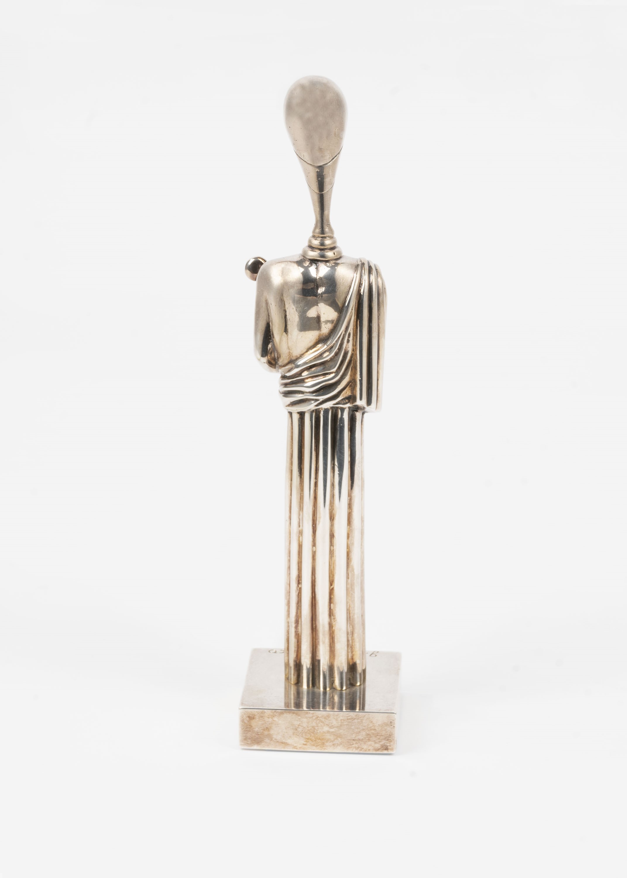 Giorgio De Chirico - Musa