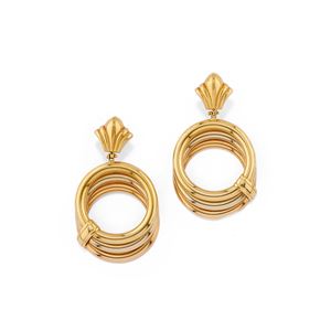 Orecchini con cerchi