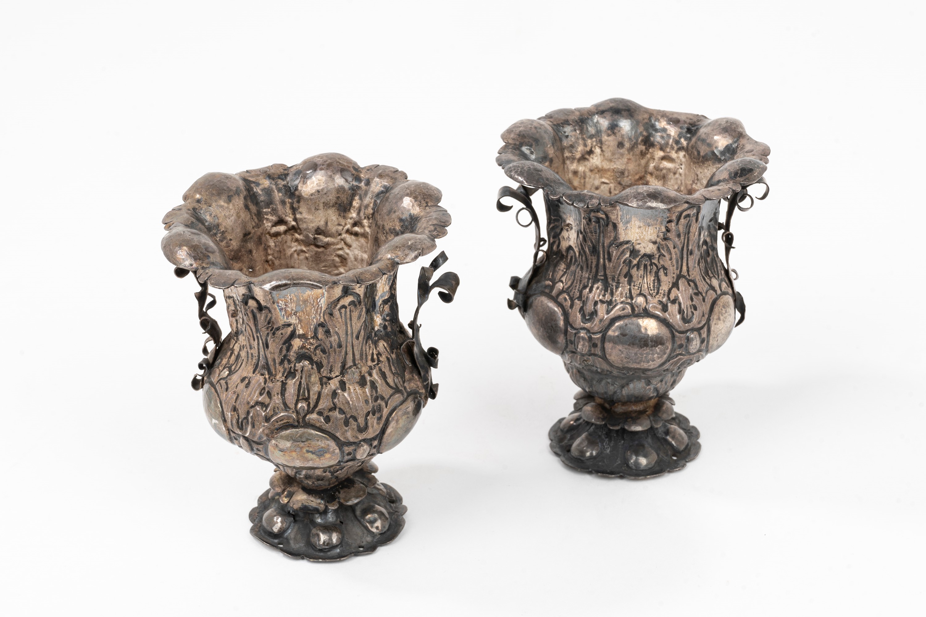 Coppia di Vasetti in Argento, Inizi Secolo XIX