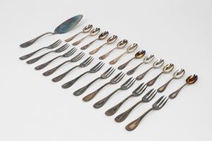  - Silver dessert cutlery set