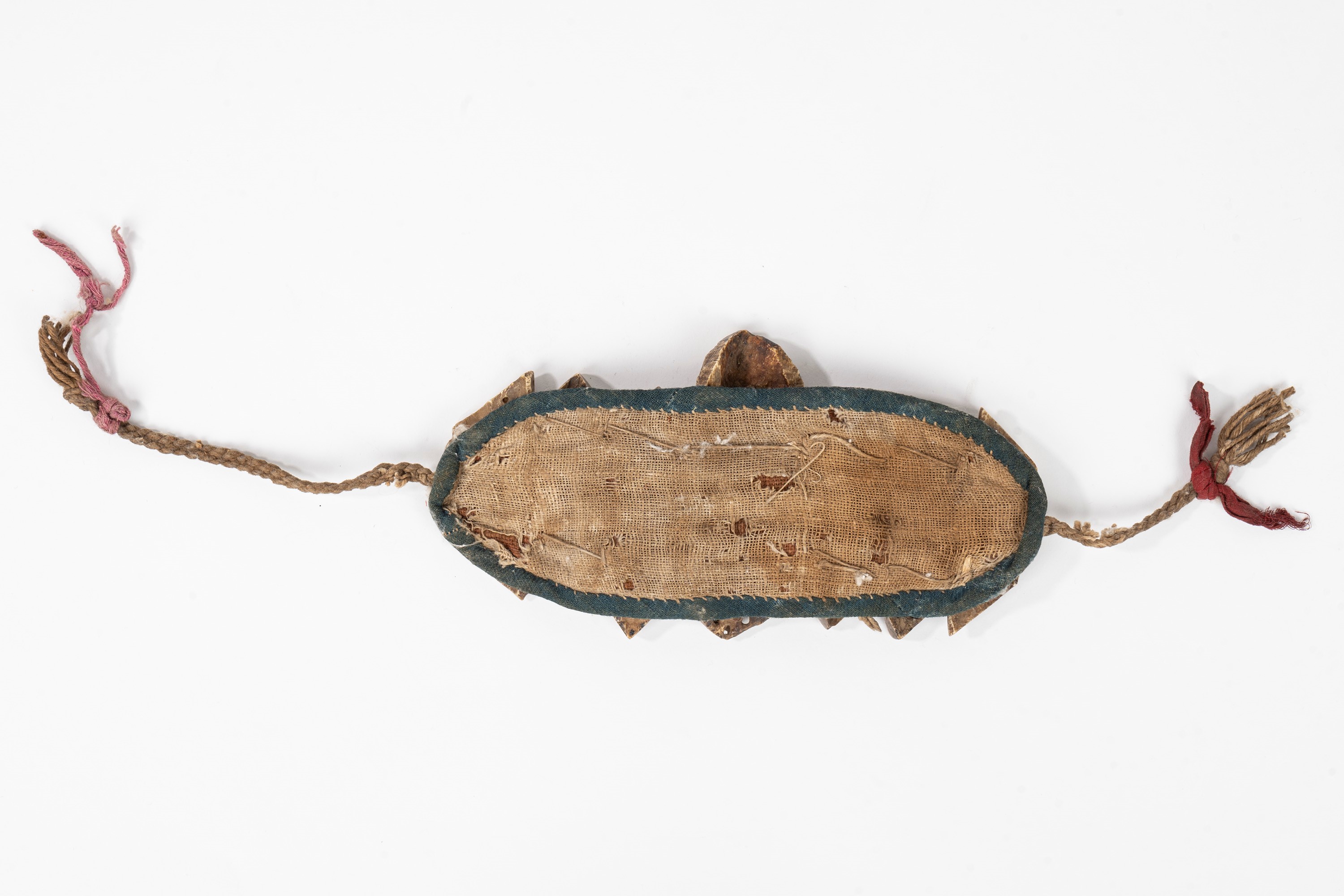 Bracciale con Placche in Osso, Tibet Fine Secolo XIX