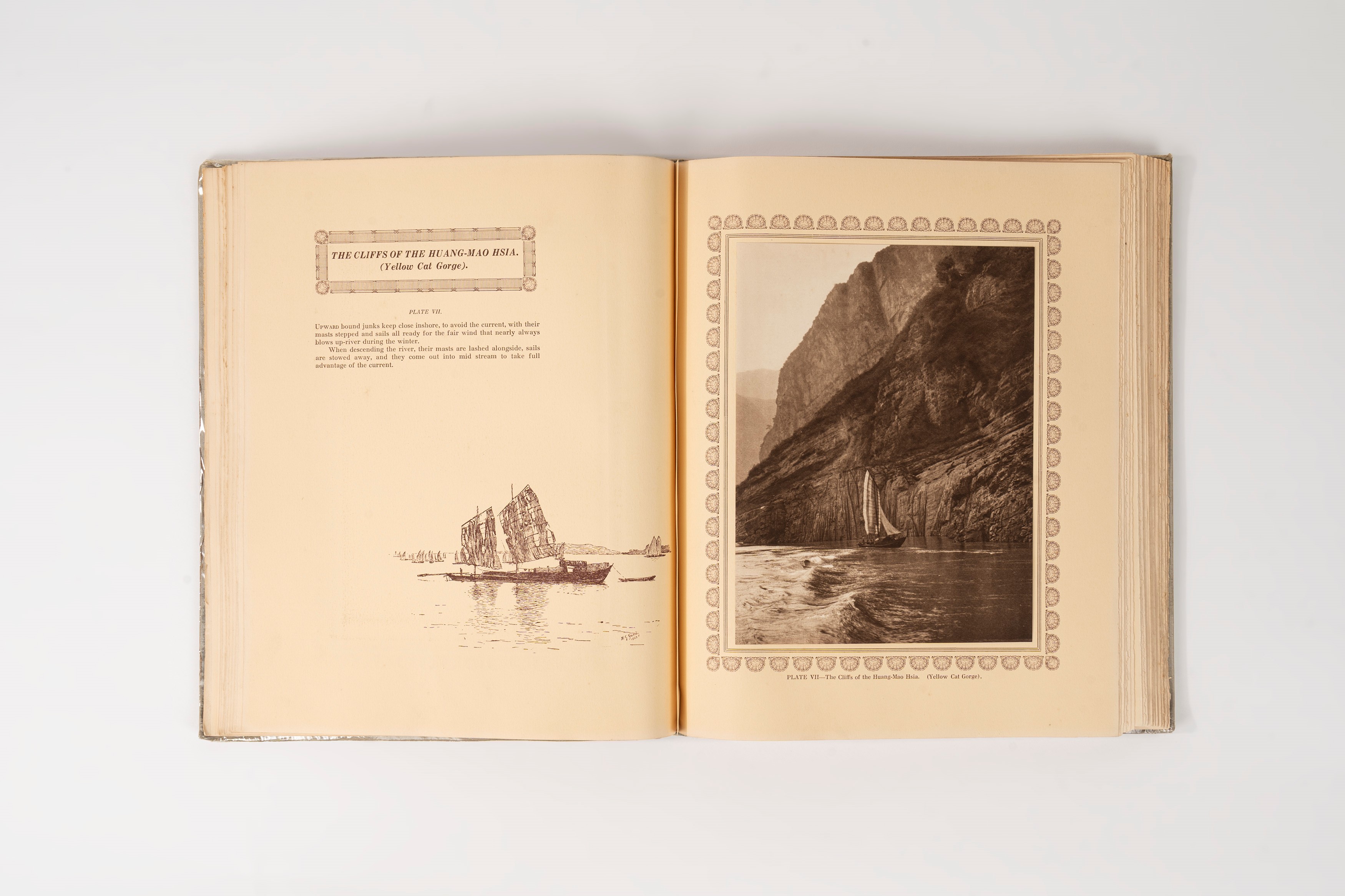 Album Fotografico "the Grandeur Of The Gorges", Shangai, 1926