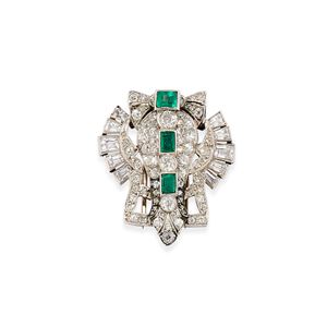Spilla con smeraldi