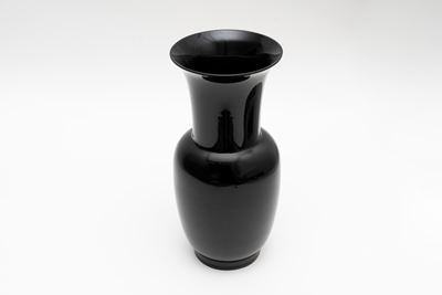Vaso in Vetro Nero Venini, Anni '80 del Novecento