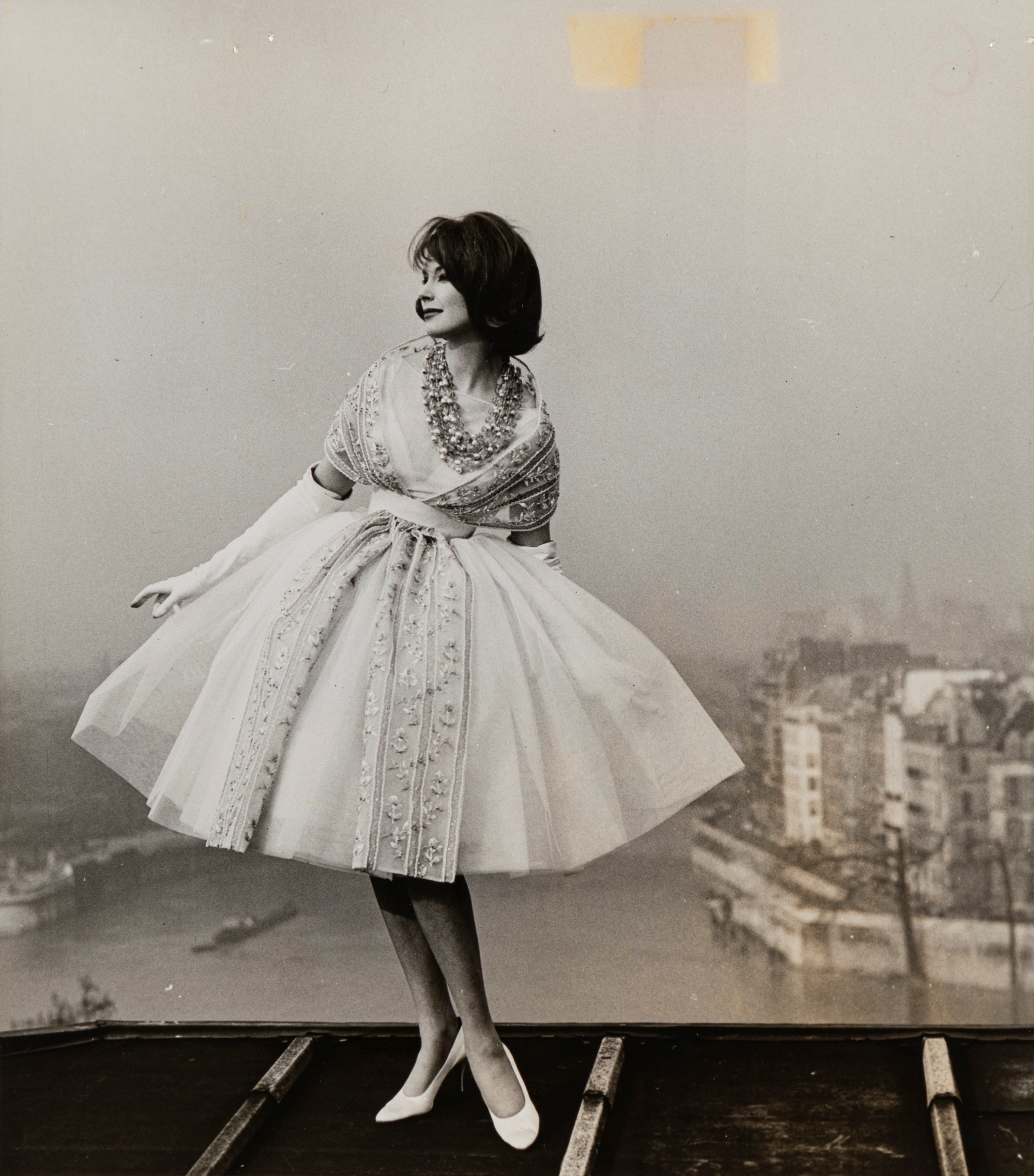Georges Dambier - Senza Titolo (abiti di Nina Ricci e Guy Laroche)