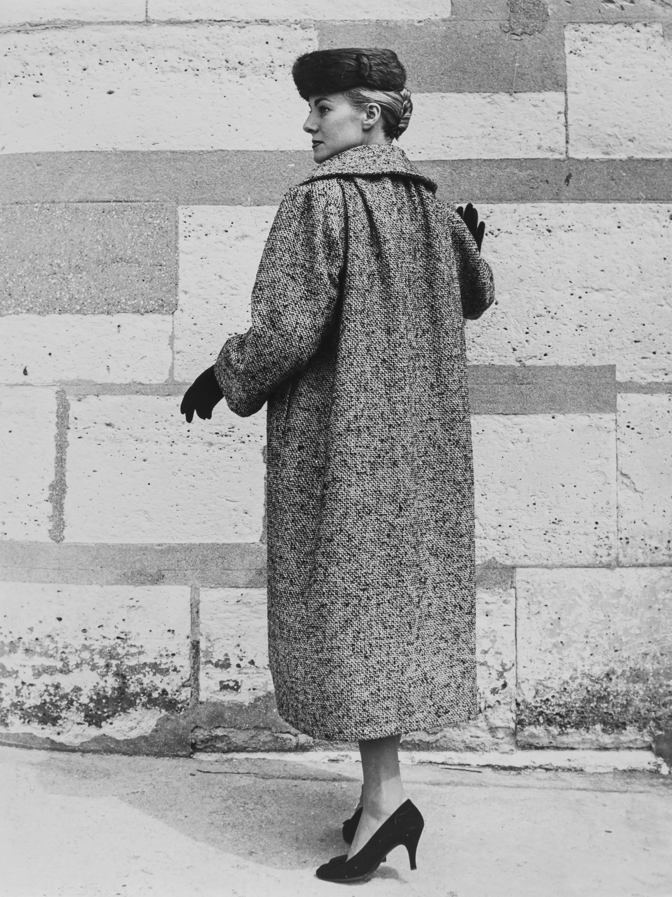 André Ostier - Senza Titolo (abito Lanvin, Scarpe Roger Vivier per Christian Dior)