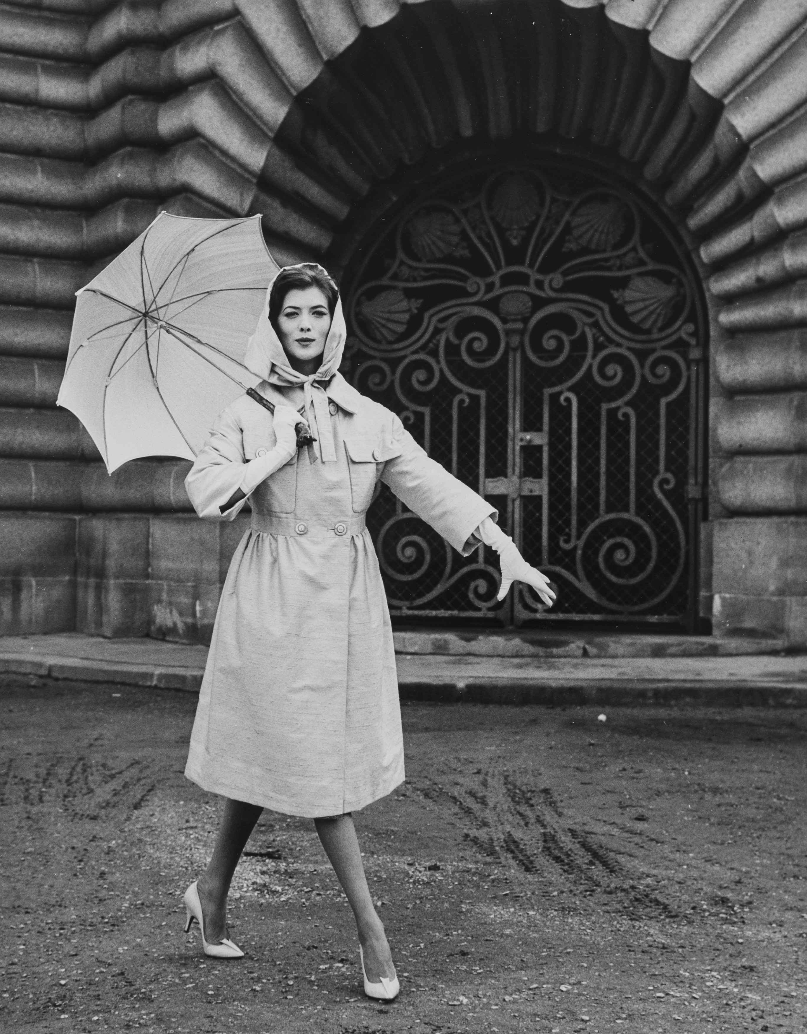 Senza titolo (Abiti di Lanvin Castillo)