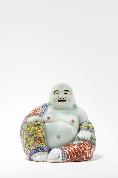 Scultura di Budai in porcellana, Cina, periodo della Repubblica (1912-1949)