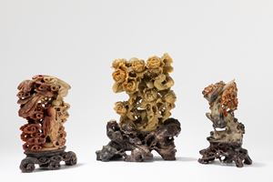 Tre sculture in pietra dura