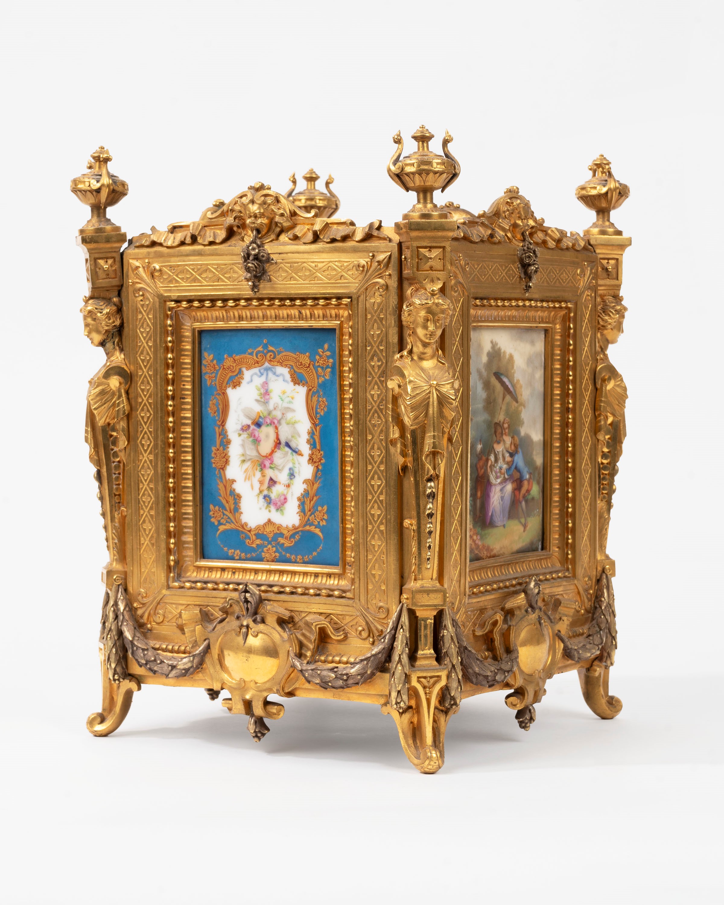 Importante Jardinier in Bronzo Dorato e Porcellana Napoleone III, Francia Secolo XIX