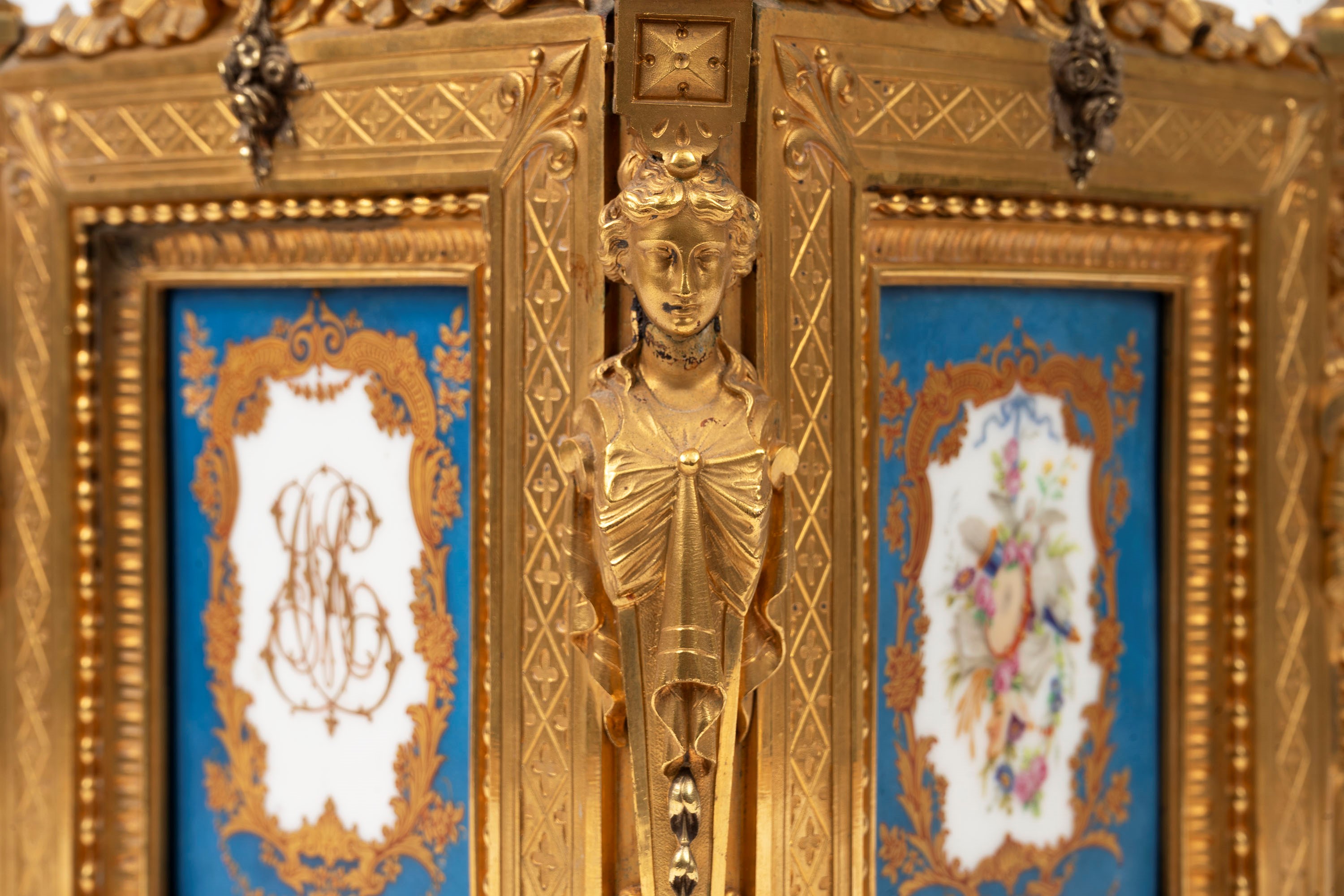 Importante Jardinier in Bronzo Dorato e Porcellana Napoleone III, Francia Secolo XIX