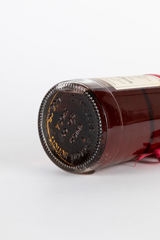 The Macallan Anniversary Malt 25 Year