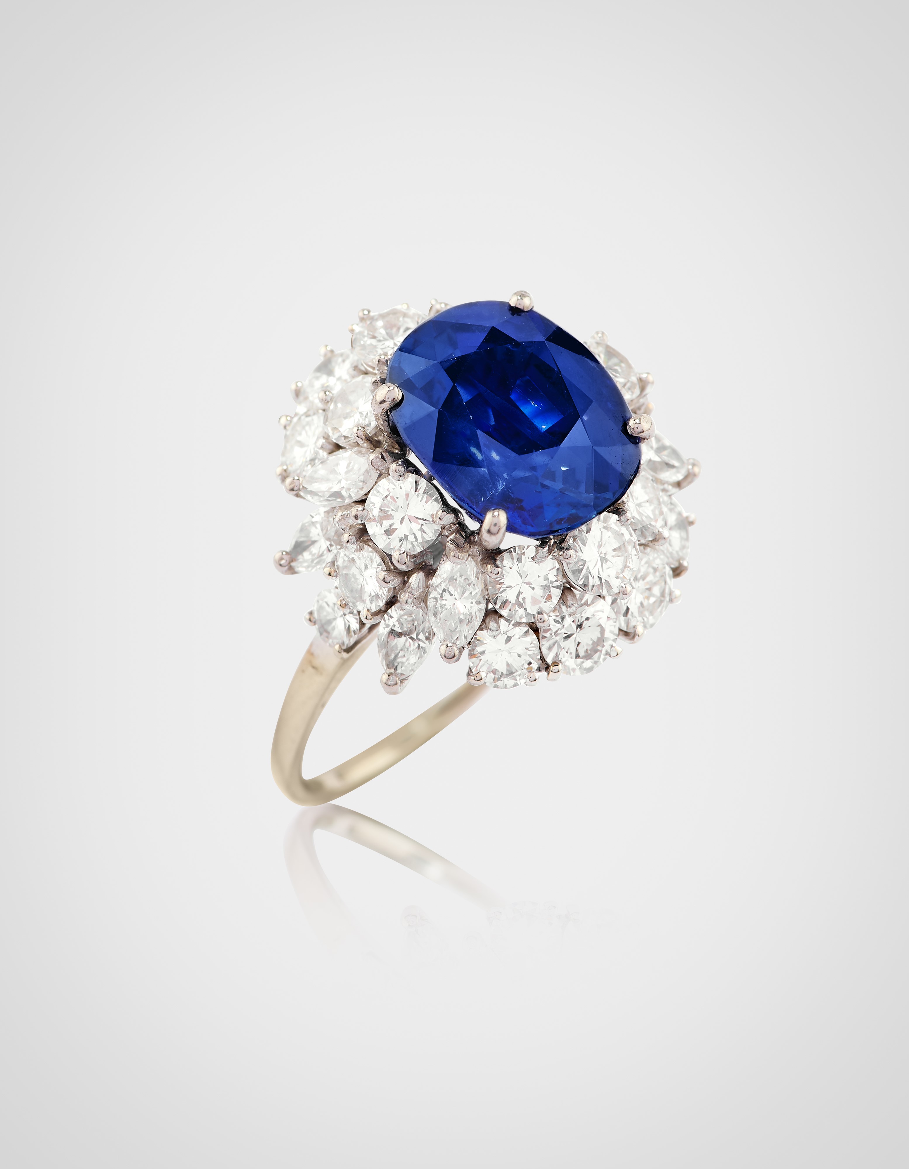 Anello con Zaffiro