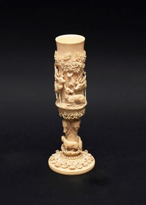 Scuola tedesca, secolo XIX - ☼ Ivory chalice